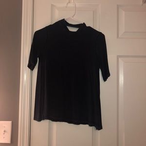 Dark blue cut-out back quarter sleeve